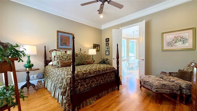 8 Griffith Court, Terrell, TX 75160