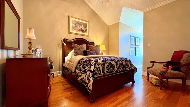 8 Griffith Court, Terrell, TX 75160