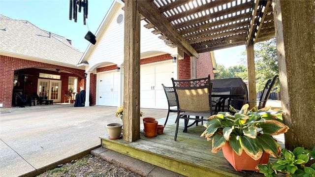 8 Griffith Court, Terrell, TX 75160