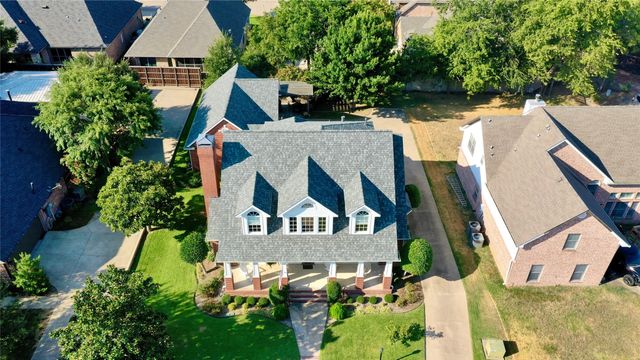 8 Griffith Court, Terrell, TX 75160