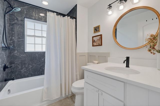 912 Dillon Street, Chesnee, SC 29323