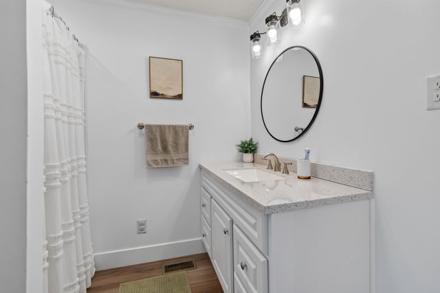 912 Dillon Street, Chesnee, SC 29323