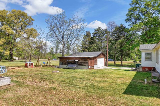 912 Dillon Street, Chesnee, SC 29323