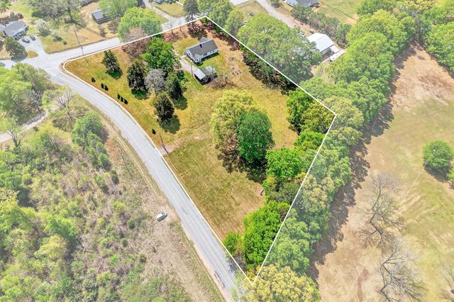 912 Dillon Street, Chesnee, SC 29323