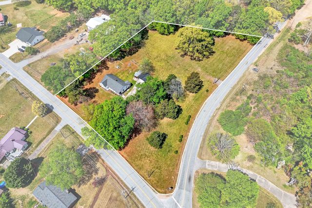 912 Dillon Street, Chesnee, SC 29323