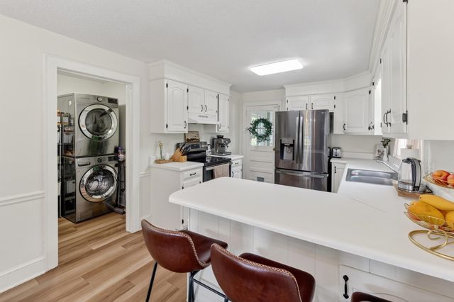 912 Dillon Street, Chesnee, SC 29323