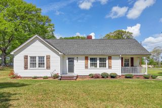 912 Dillon Street, Chesnee, SC 29323