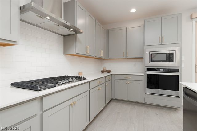 11335 Gravitation Drive, Las Vegas, NV 89135
