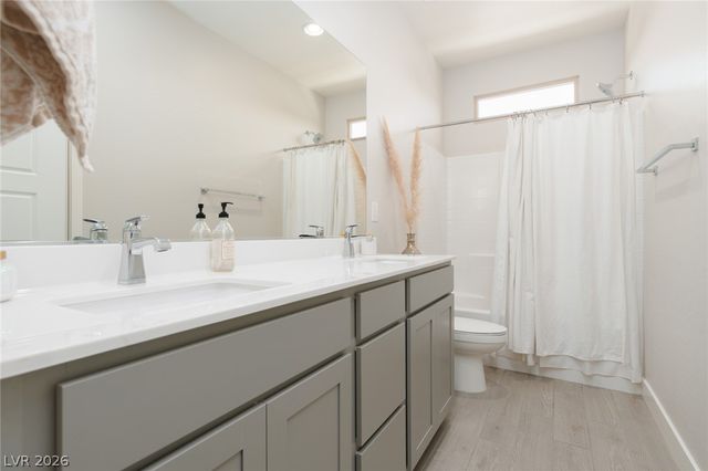 11335 Gravitation Drive, Las Vegas, NV 89135