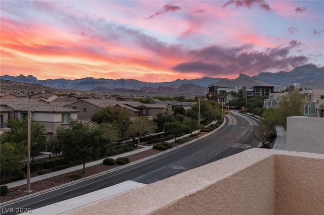 11335 Gravitation Drive, Las Vegas, NV 89135