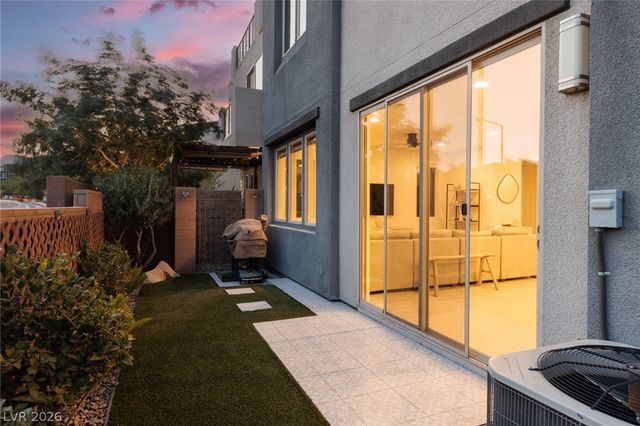 11335 Gravitation Drive, Las Vegas, NV 89135