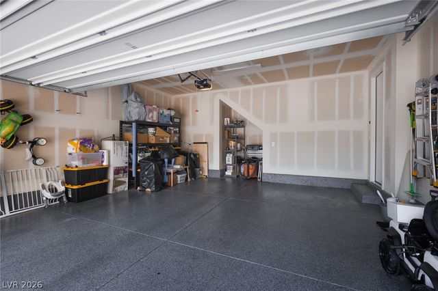 11335 Gravitation Drive, Las Vegas, NV 89135