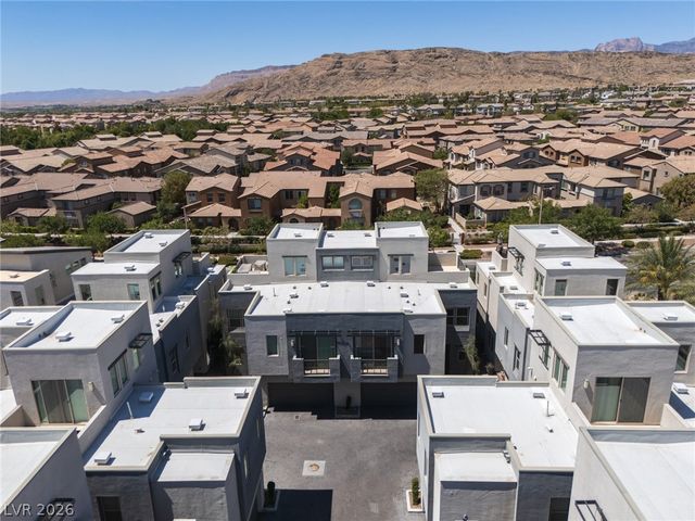 11335 Gravitation Drive, Las Vegas, NV 89135