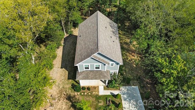 226 1st Street, Mount Holly, NC 28120