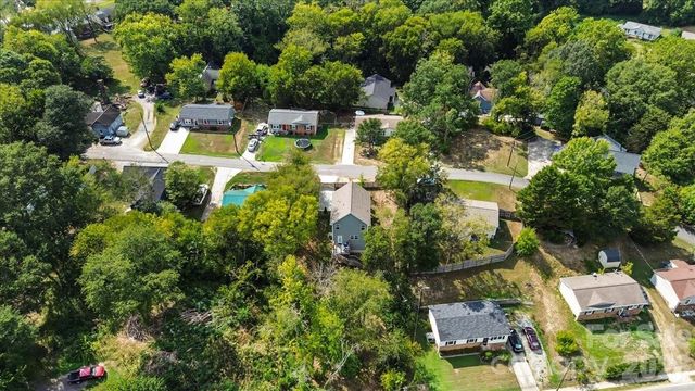226 1st Street, Mount Holly, NC 28120