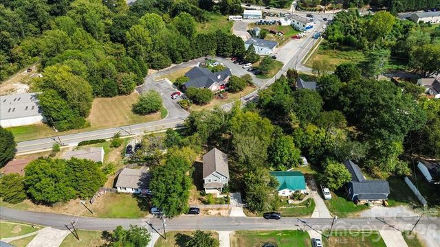 226 1st Street, Mount Holly, NC 28120