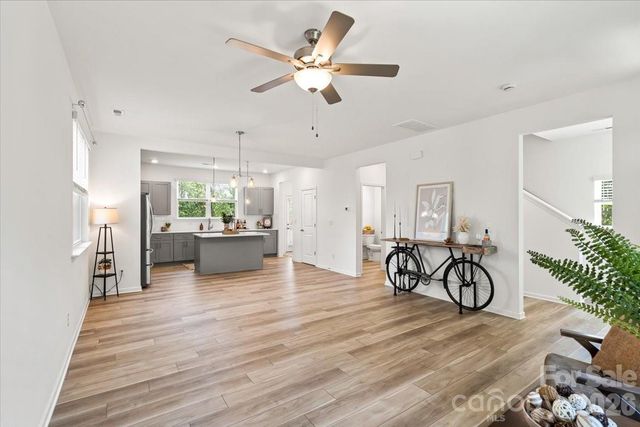 226 1st Street, Mount Holly, NC 28120