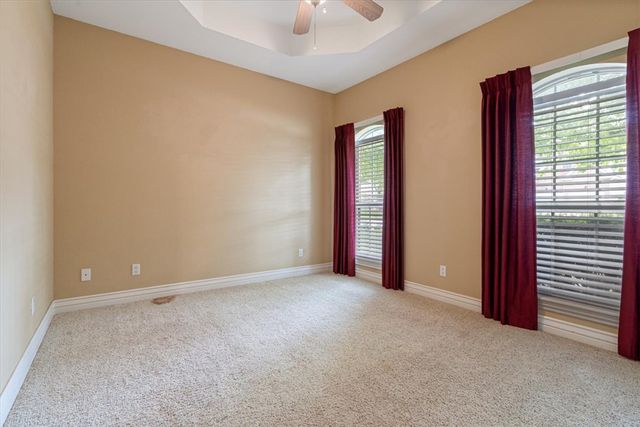 4619 W Knoll View Way, Rogers, AR 72758