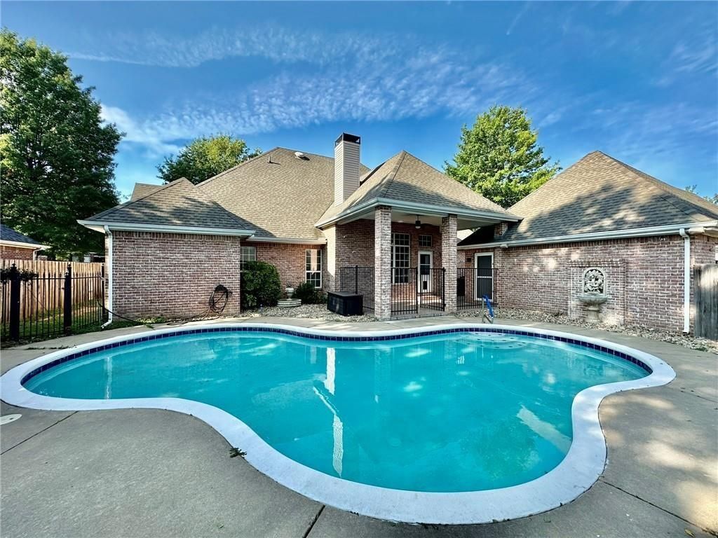 4619 W Knoll View Way, Rogers, AR 72758