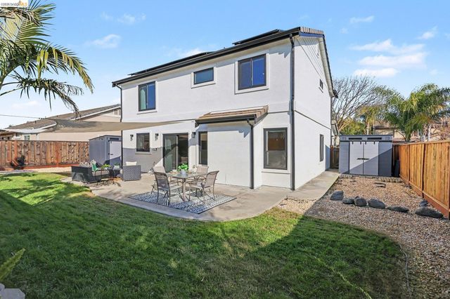 2013 Hedge Avenue, Brentwood, CA 94513