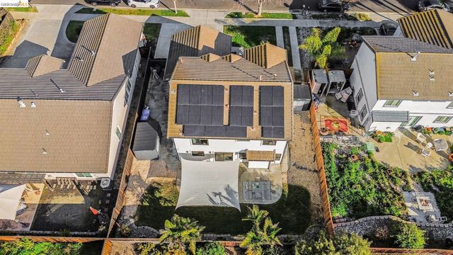 2013 Hedge Avenue, Brentwood, CA 94513