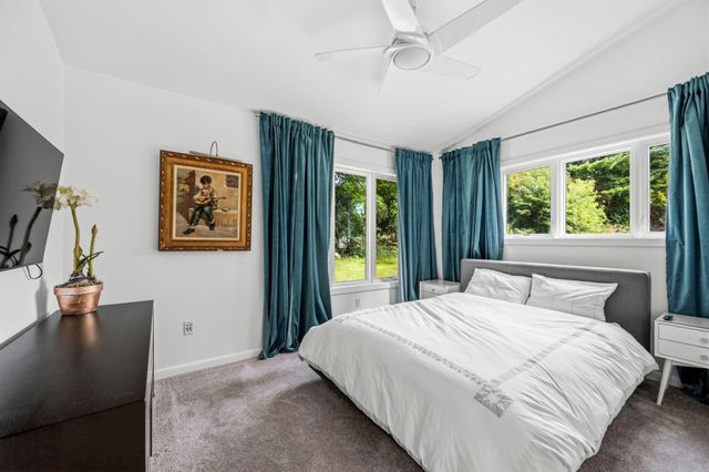 25 Virginia Ln, Cohasset, MA 02025