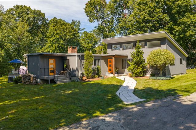 25 Virginia Ln, Cohasset, MA 02025