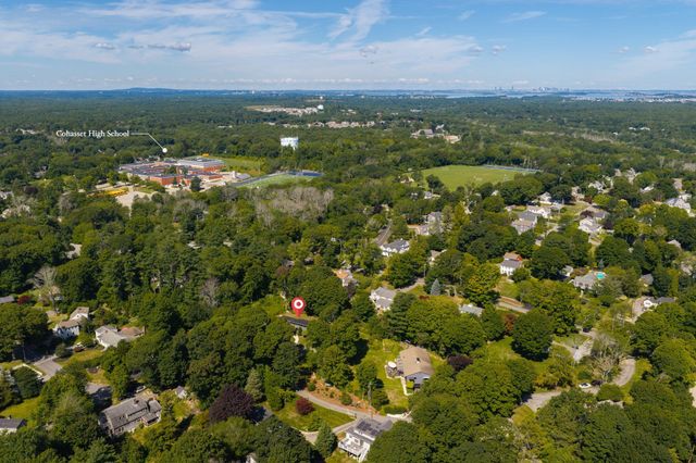25 Virginia Ln, Cohasset, MA 02025