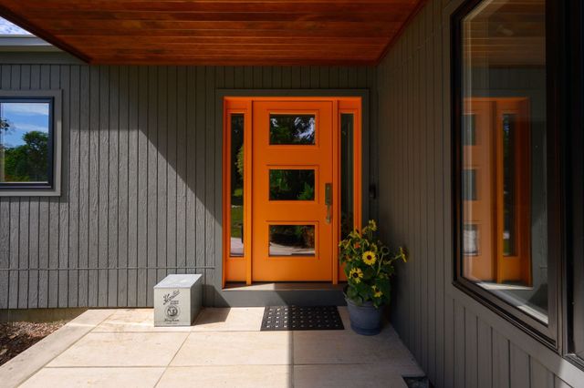 25 Virginia Ln, Cohasset, MA 02025