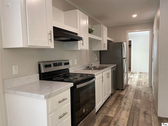 136 WALNUT HILL DRIVE, Calhoun, LA 71225