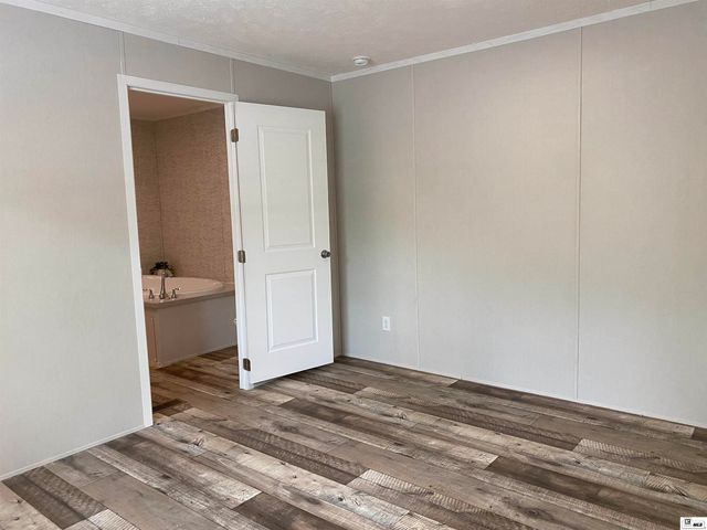 136 WALNUT HILL DRIVE, Calhoun, LA 71225