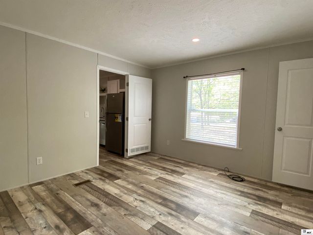 136 WALNUT HILL DRIVE, Calhoun, LA 71225