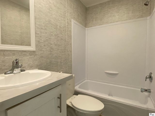 136 WALNUT HILL DRIVE, Calhoun, LA 71225