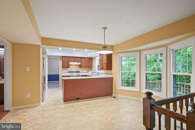 169 APPLEGATE DR, Sterling, VA 20164
