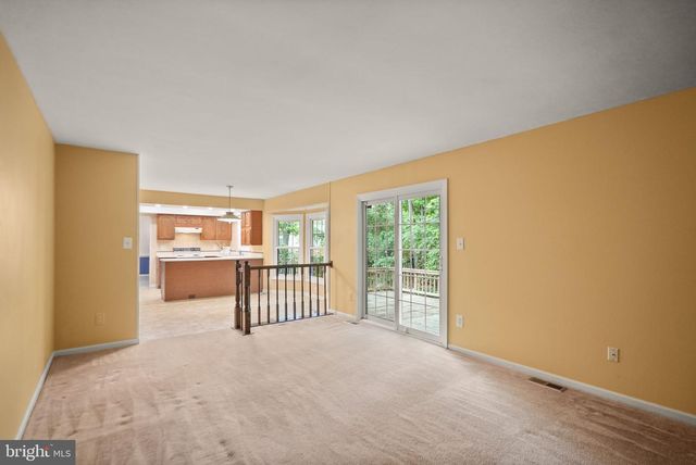 169 APPLEGATE DR, Sterling, VA 20164