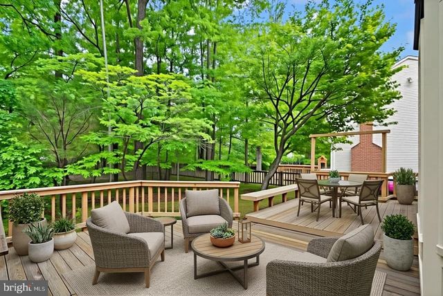 169 APPLEGATE DR, Sterling, VA 20164