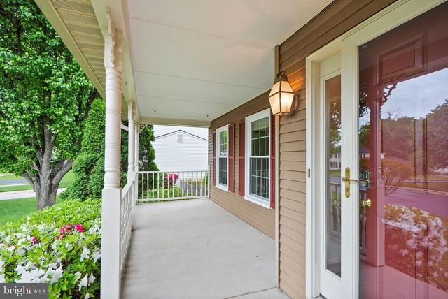 169 APPLEGATE DR, Sterling, VA 20164