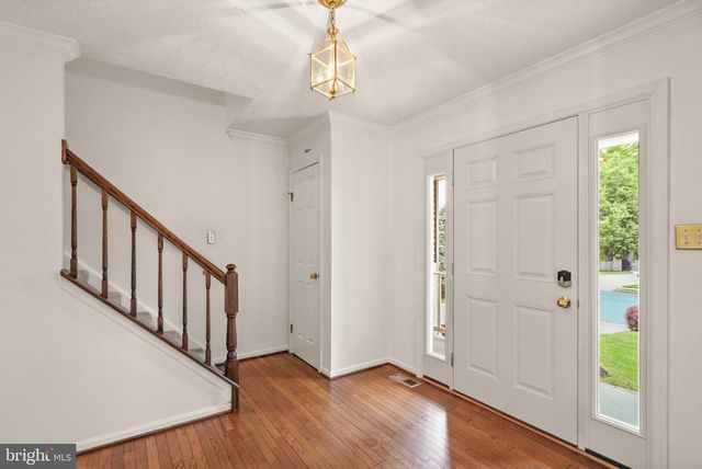 169 APPLEGATE DR, Sterling, VA 20164