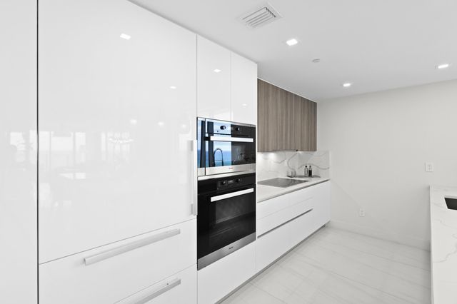 730 N Ocean Boulevard 1402, Pompano Beach, FL 33062