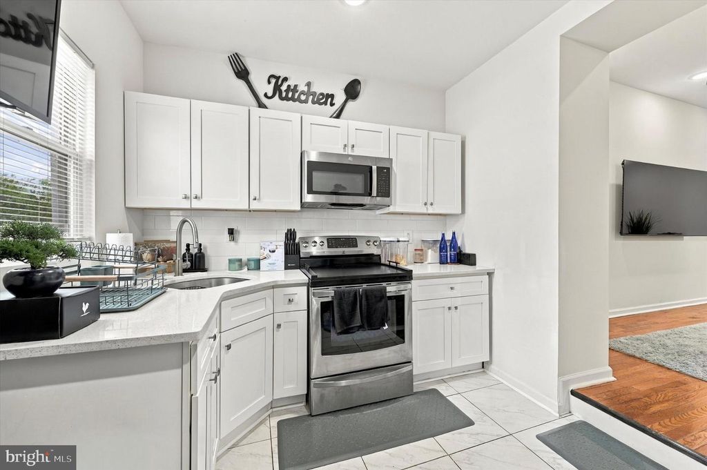4028 WESTMINSTER AVE, PHILADELPHIA, PA 19104 — photo 4