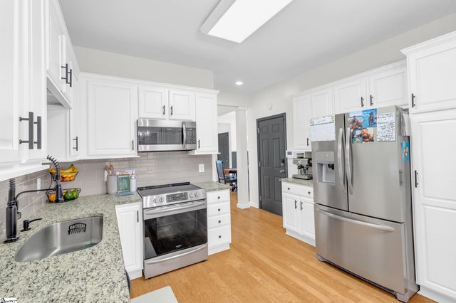 39 Pfeiffer Drive, Simpsonville, SC 29681