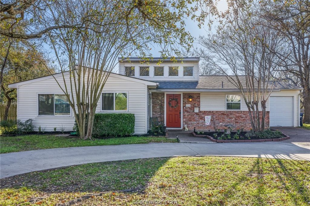 1214 Munson Avenue, College Station, TX 77840 — exterior