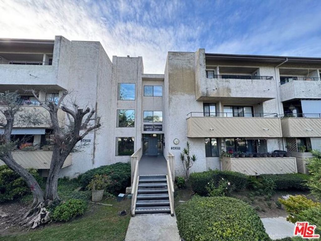 26251 Vermont Avenue 307, Harbor City (los Angeles), CA 90710