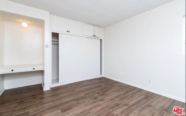 543 N Ardmore Avenue, Los Angeles, CA 90004