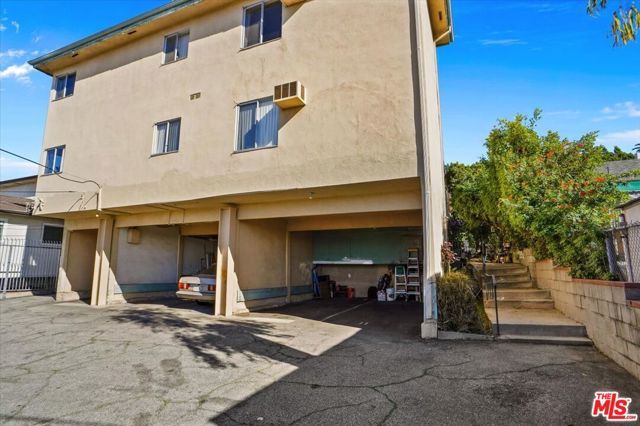 543 N Ardmore Avenue, Los Angeles, CA 90004