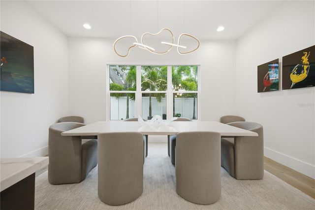 3611 W BARCELONA STREET, Tampa, FL 33629