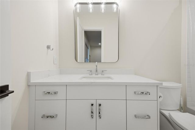 3611 W BARCELONA STREET, Tampa, FL 33629