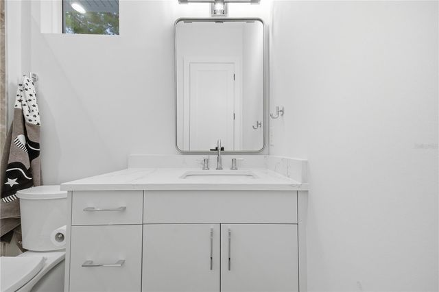 3611 W BARCELONA STREET, Tampa, FL 33629