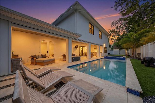 3611 W BARCELONA STREET, Tampa, FL 33629