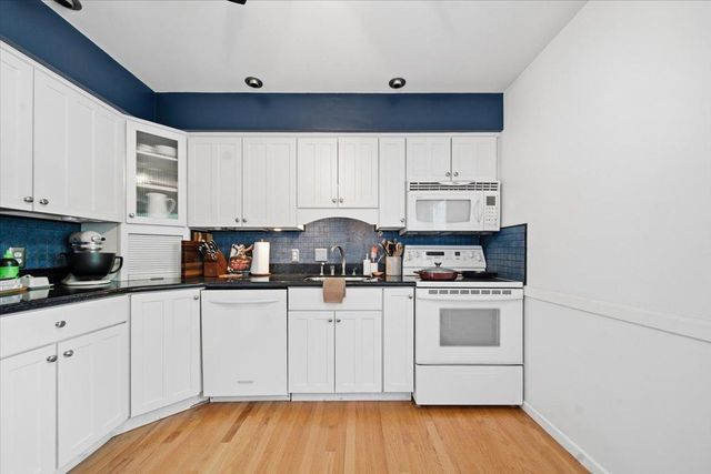 2026 Louisiana Avenue S, Saint Louis Park, MN 55426